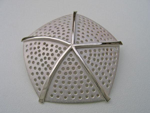 broche ,hanger zilver