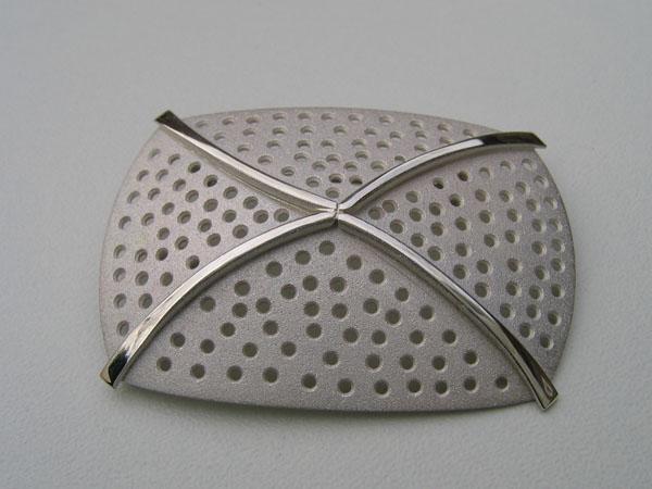 broche zilver rechthoek gaatjes